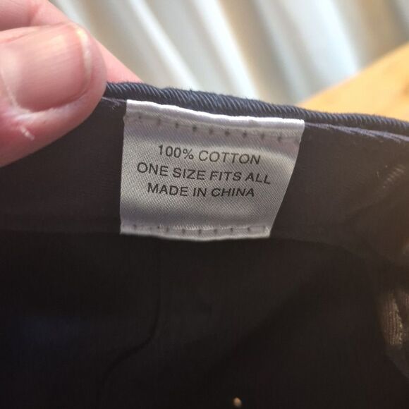 Yellowstone National Park Velcroback Hat - New - Picture 8 of 8